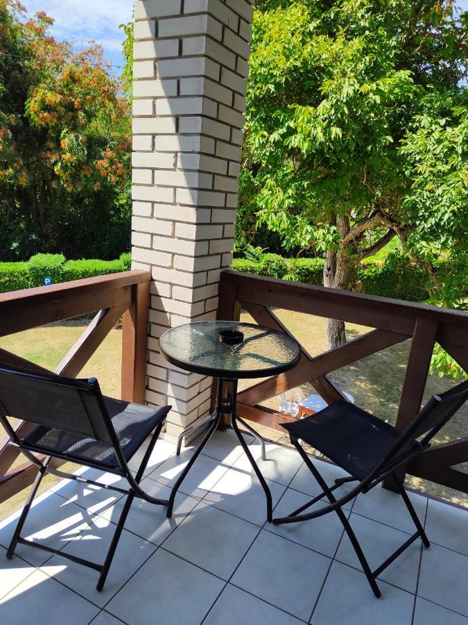 BalatongyörökBalaton Gardenアパートメント エクステリア 写真